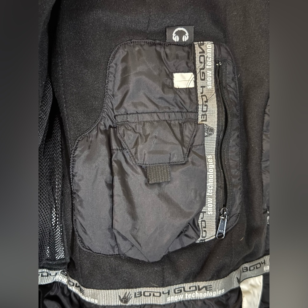 Body Glove snow jacket - Picture 4 of 13